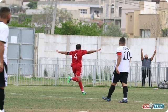 עמר מנסור חוגג (נזיה סולטאן)