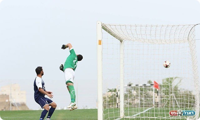 השער של עקיבא (עודד חסין)