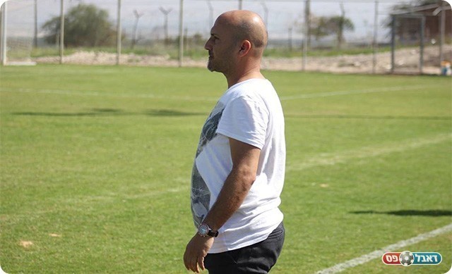 חיים סירוטקין. קבוצתו במומנטום רע (תאמר סרסור)