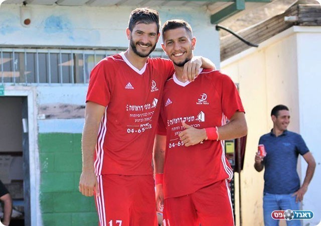 חן ידען ומועמר קראקרה (עודד חסין)