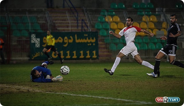 טאהא זובידאת באחד הניסיונות (וואסים מוואסי)