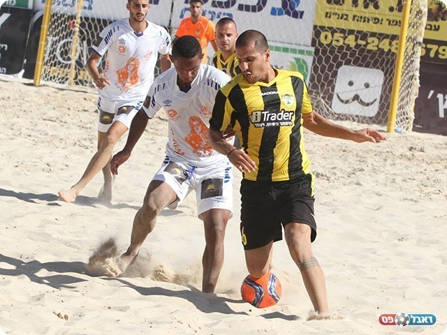 השחקן החשוב ביותר בסגל של הצהובים שחורים. שינה (שלומי גבאי)