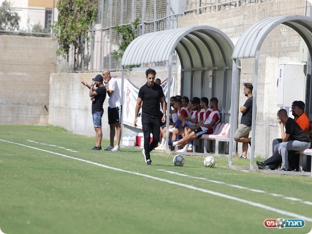 ההצלחה השקטה על הקווים. נידאל שלעאטה (דאפר מאחמיד)