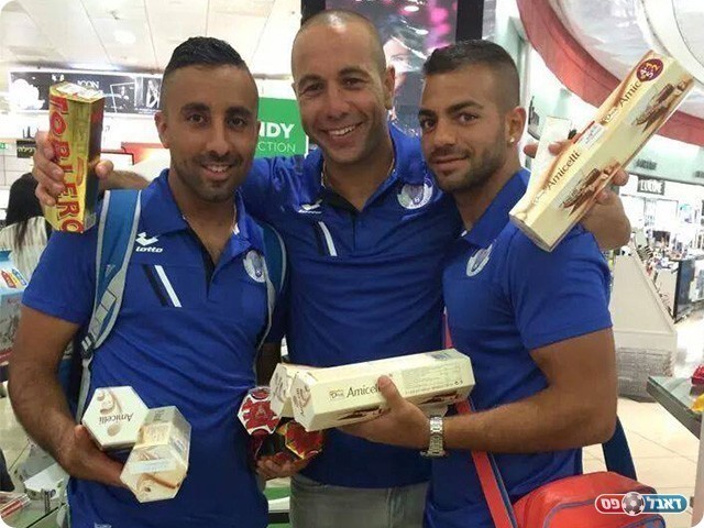 סיסו, שמול וכהן, מצאו זמן גם לקניות (פייסבוק הרשמי - עירוני טבריה)