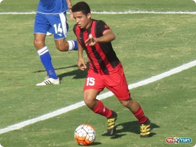 מוטי ברשצקי. משחק אדיר שלו (אבי ריימונד)