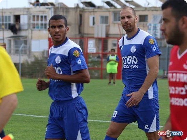 מימון וניסמבאום (עודד חסין)