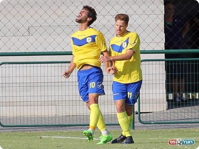 נבו מזרחי חוגג את השלישי (לירן דורף)