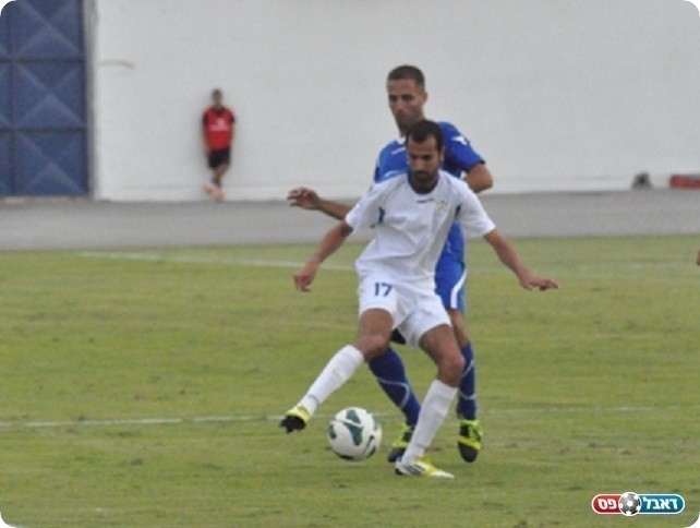 נחמני, השאיר נקודה בבית (צילום: מוחמד חאדר אניס)