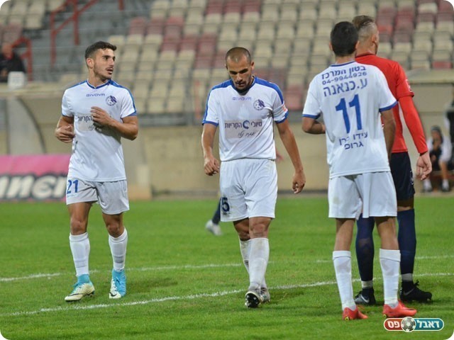 יחזרו לליגה א'? שחקני נשר (אבי רביבו)