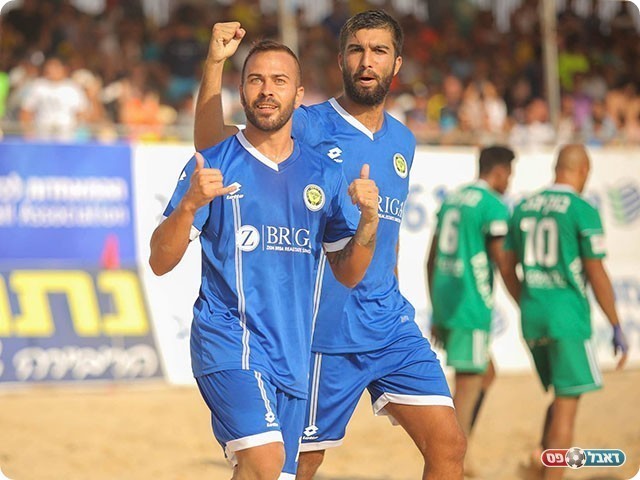 מגיעים במומנטום ענק. שחקני נתניה (סטראבו)