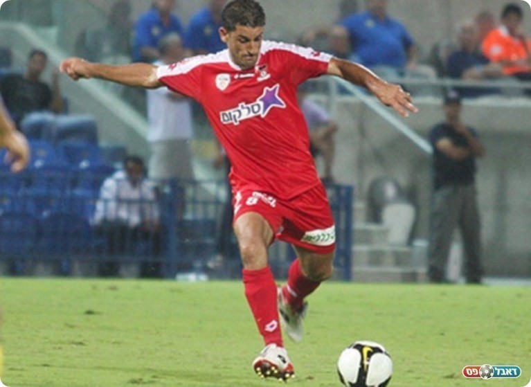 סואן. משחק בכורה 