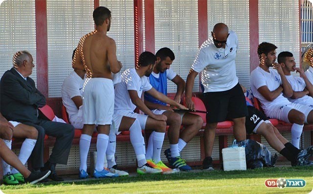 הספסל של הפועל בית שאן (אבי רביבו)