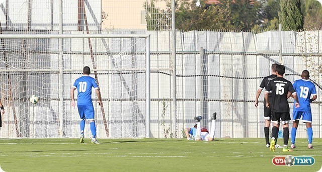 הכדור של עמאש ברשת (עדי מלול)