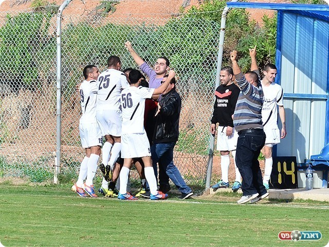 עראבה חוגגים שוויון דרמטי (צילום: ארנון לוי)