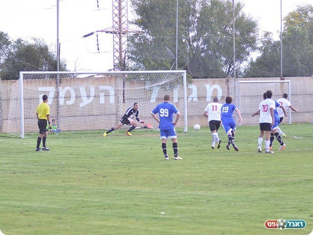 גומה בועט (צילום: קובי פורטל)