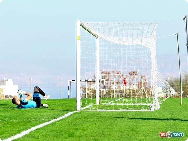 הפנדל של עקיבא ברשת (עודד חסין)