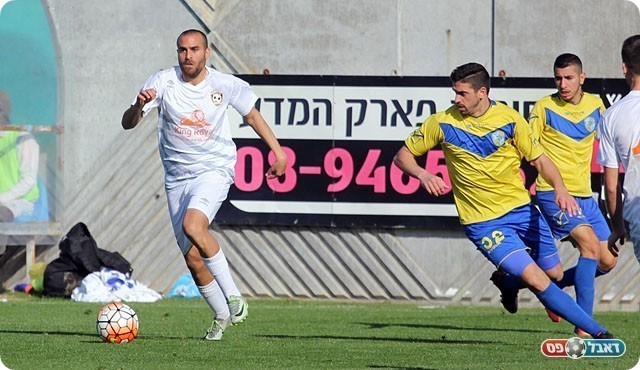 עוז צבאג בהופעת בכורה בורח מציון אזולאי (לירן דורף)