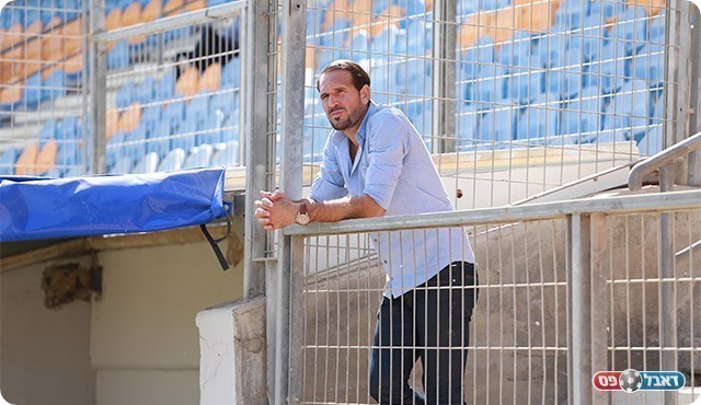 מאמן באקה. אילוז (עדי מלול)