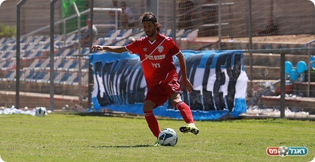 בזמן הנכון במקום הנכון. קובי חסן (עדי מלול)