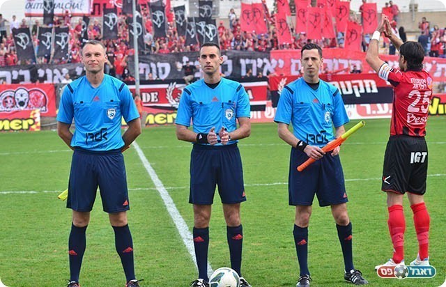 שלישיית השיפוט (ארנון לוי)