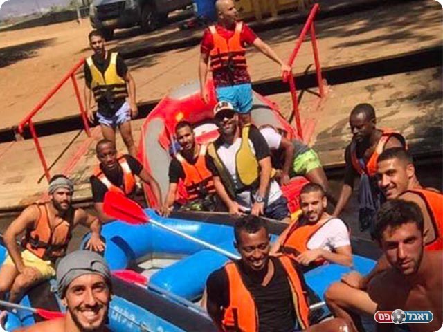 גם קייאקים היה שם