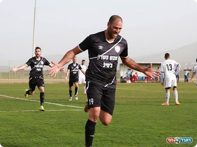 הפעם בתפקיד החלוץ. וולק (עדי מלול)