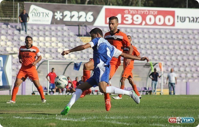 סרסור עם הבעיטה (תאמר סרסור)