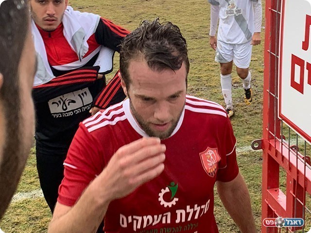 כובש שער השיוויון ריף מסיקה