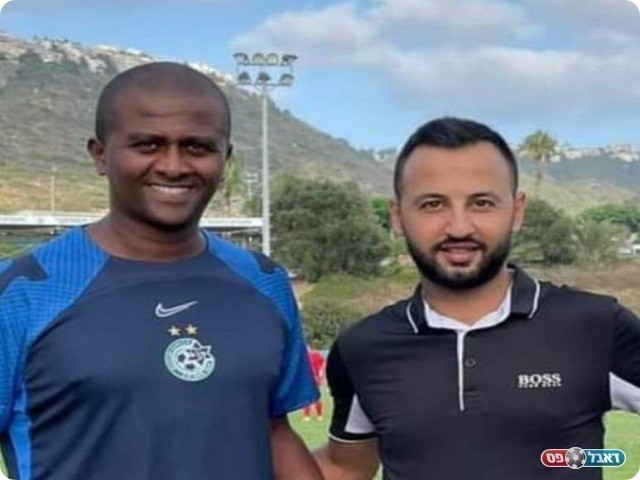 הוביל את קבוצתו לניצחון מרשים. שאדי חמודה לצידו של מסאי דגו, מאמן קבוצת הנוער של מכבי חיפה