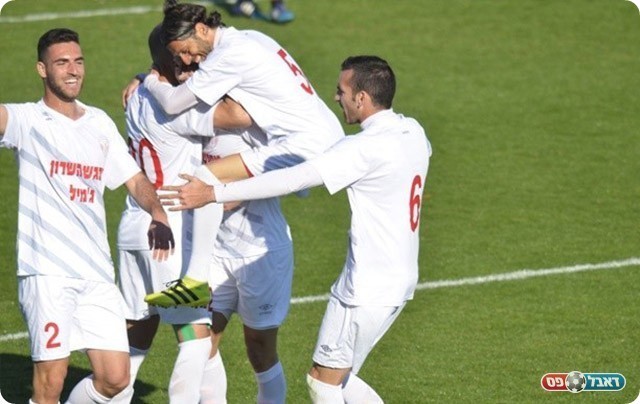 שחקני הרצליה בסיום (הפועל הרצליה האתר הרשמי)