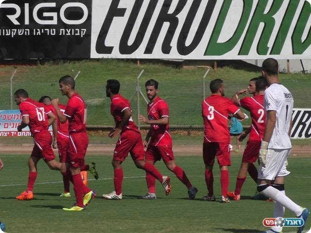 שחקני מרמורק חוגגים