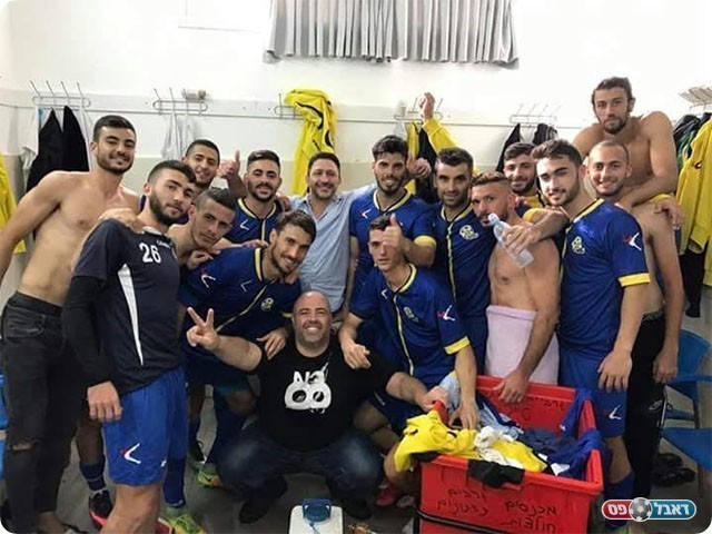 שחקני קריית גת בסיום