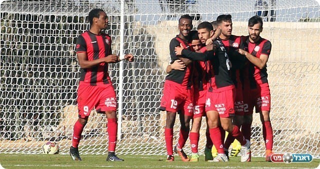 שחקני רמת גן חוגגים (לירן דורף)