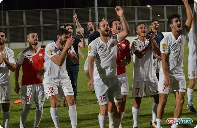 שחקני "רובי שפירא" בסיום (אבי רביבו)