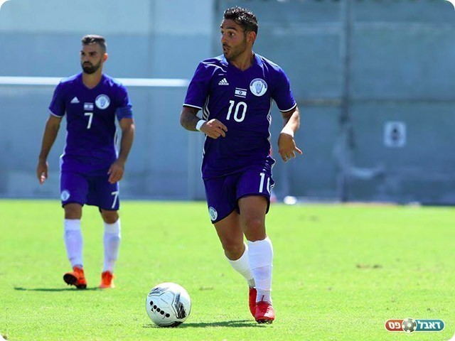 פגש את המשקוף. מראד (עודד חסין)