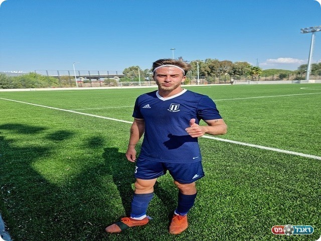 עלה מהספסל וכבש. רון גבאי (ליאור טרי)