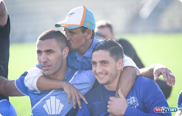 משחק העונה בדרום (רולנדי ברנשטיין)