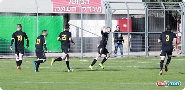 קובי שריקי עם השני (עדי מלול)