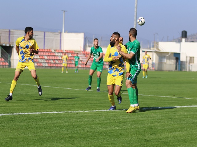 לא עשו הנחות. שחקני אתא ביאליק במאבק עם שחקני כפר כנא (דאפר מאחמיד)