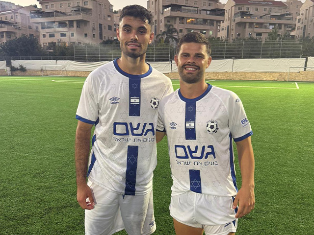 אליגון ושוורץ. יצליחו למצוא את הרשת מול יבנה? (מ.ס דימונה)