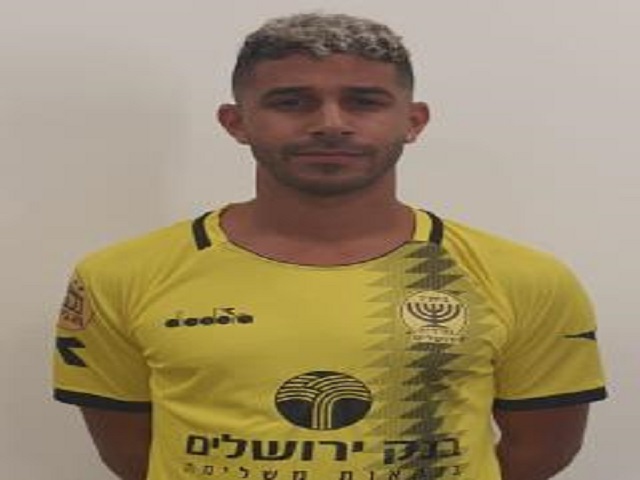 יראה את המשחק הקרובים מהצד. אייל דנין