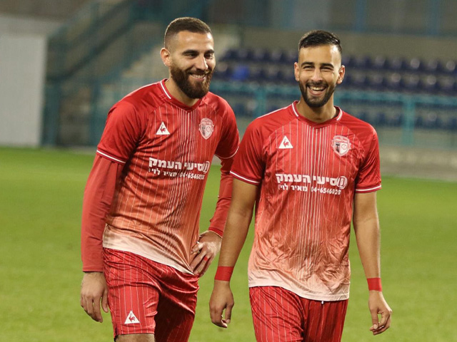 מלך שערי ליגה א'. חלאיילה (משמאל) (דאפר מחאמיד)