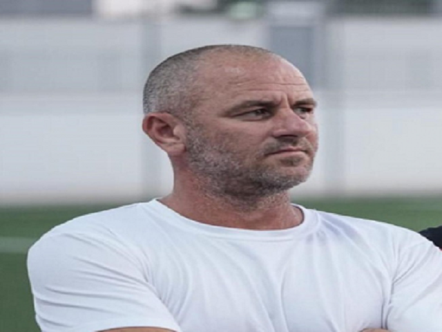 נקרא אל הדגל במהלך העונה. המאמן אילן טל