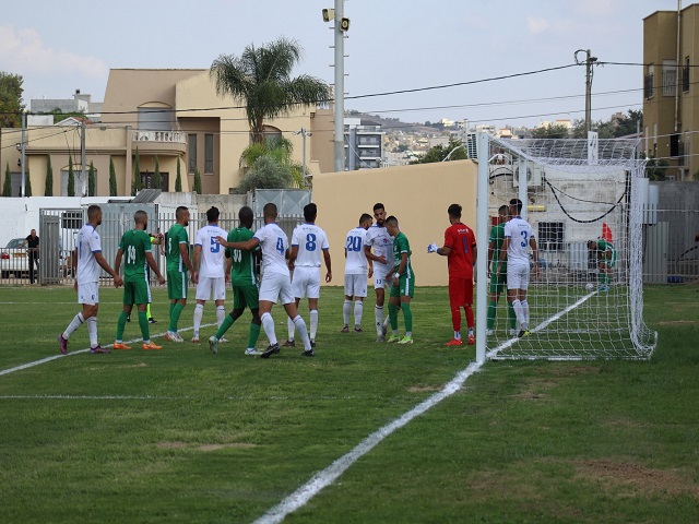 יהיה צמוד עד לרגע האחרון. שחקני כפר כנא ושפרעם (דאפר מאחמיד)