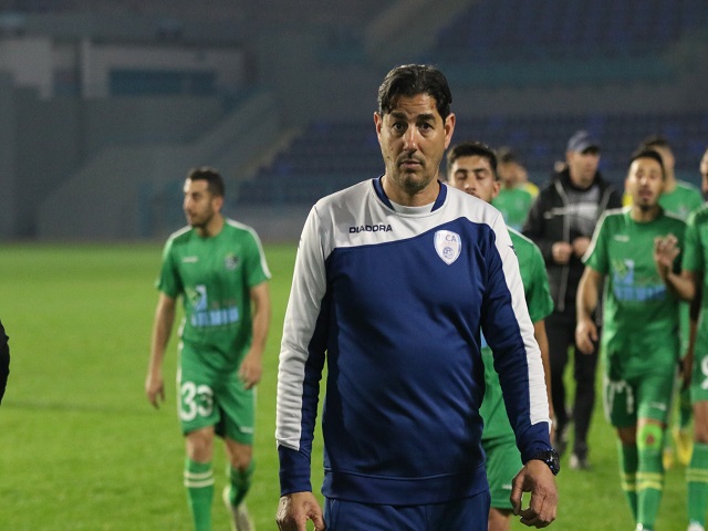 שומר על דריכות. פאיד חסון, מאמן אום אל פאחם (דאפר מאחמיד)